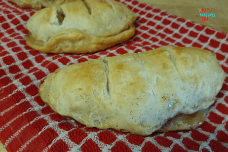 easy homemade Apple Turnovers (1)