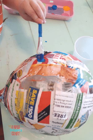 paint paper mache balloons (1)