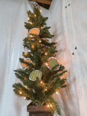 Christ giving tree.