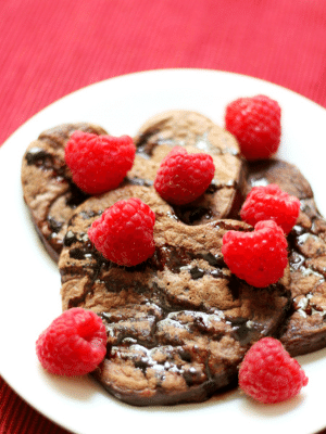 Valentine's Day Food- Chocolate Pancakes-min