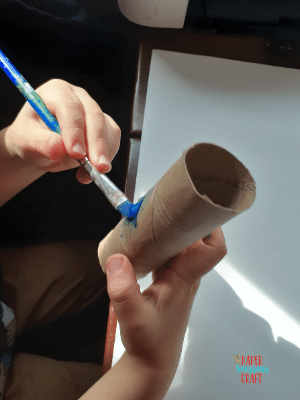 Paint toilet paper roll -min