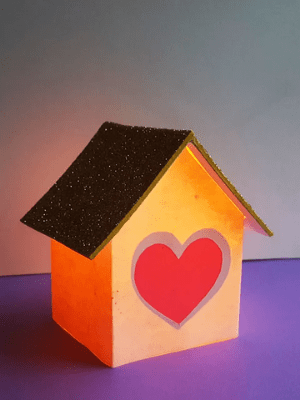 Heart Paper Lantern house-min
