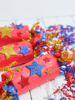 4th of July confetti poppers.